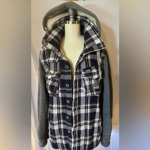Superdry. Men’s large but fits medium. Plaid blue with gray on sleeves and hood